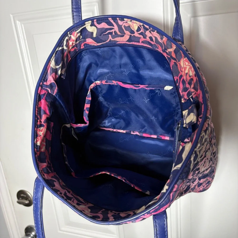 Vera Bradley Tote Bag Womens Medium Purple Pink Floral Excellent Quilted Cotton